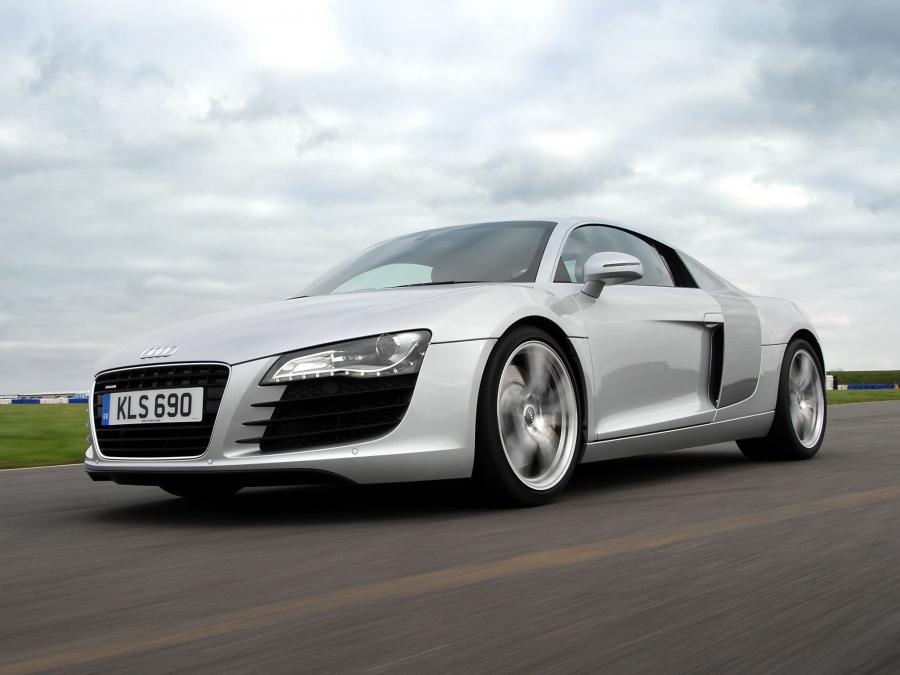  Audi R8 2007 года  (UK) (фото 1 из 25)